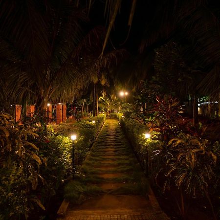 Claynest Resorts กุตตาลัม ภายนอก รูปภาพ